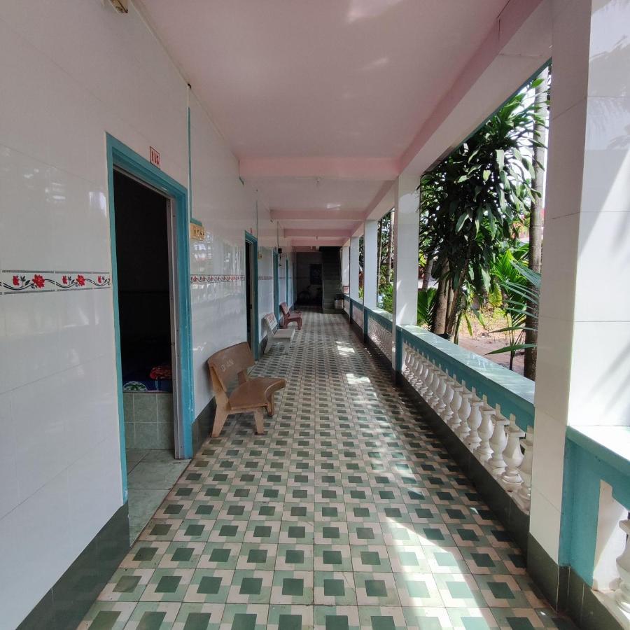 Khach San 20 Hotel Chau Doc Exterior photo