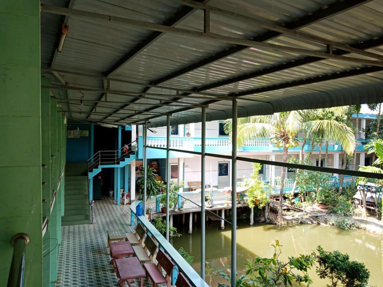 Khach San 20 Hotel Chau Doc Exterior photo