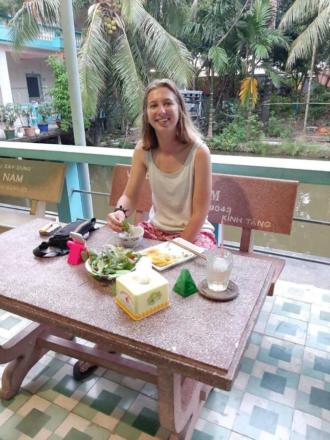 Khach San 20 Hotel Chau Doc Exterior photo